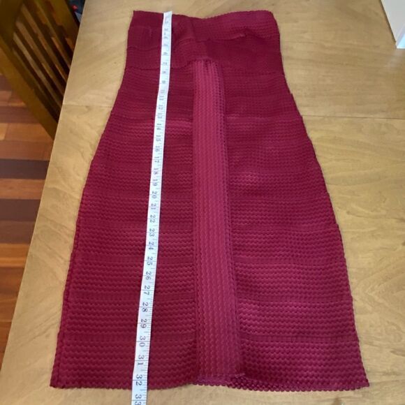GLAMOROUS Maroon Bandage Strapless Midi Dress Size Large - Picture 9 of 10